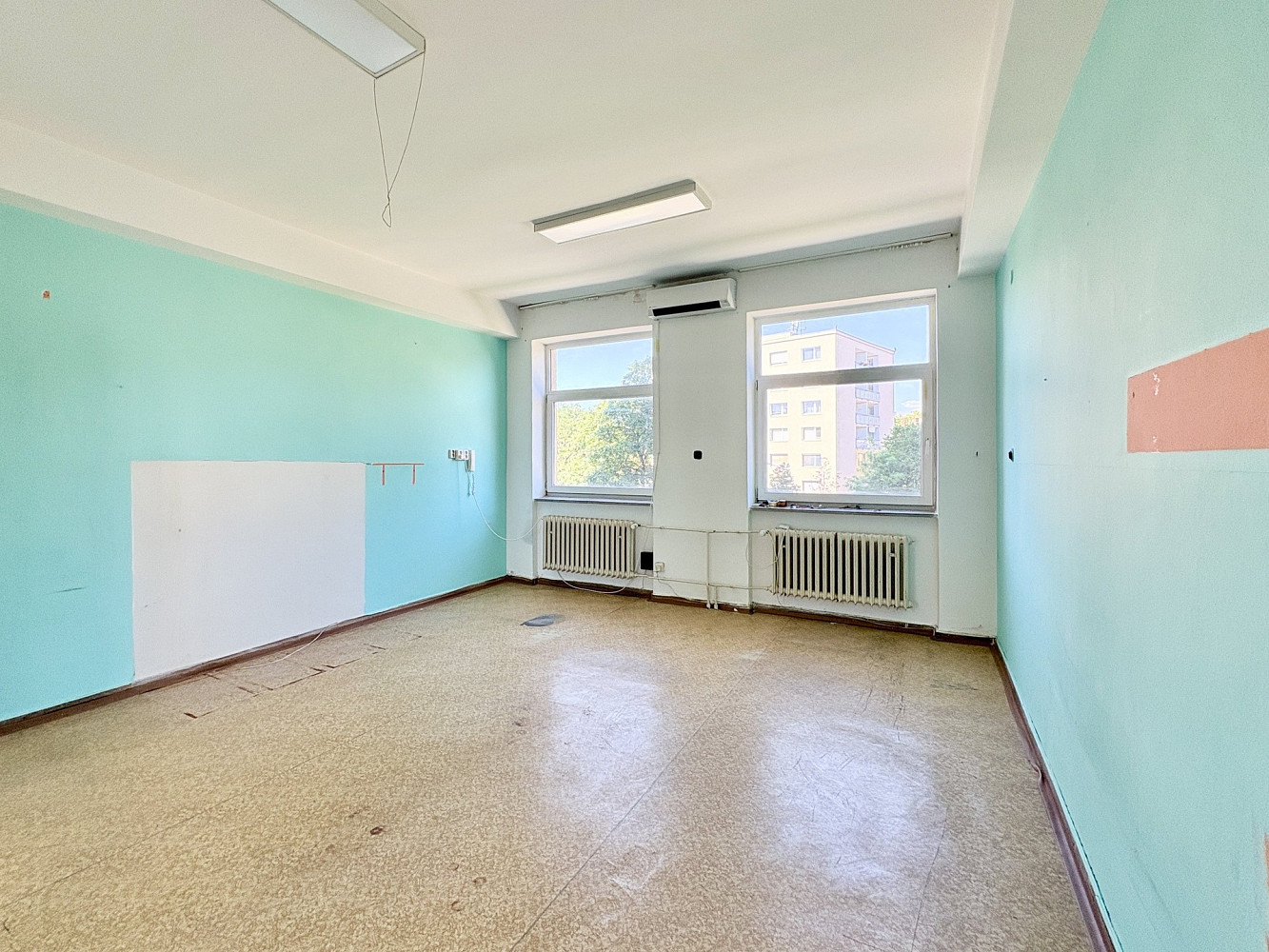 Pronájem kanceláře 26 m² — photo 4