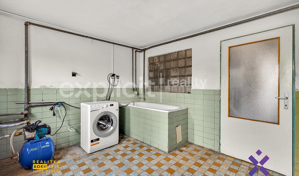 Prodej domu 180 m² s pozemkem 396 m², Želechovice nad Dřevnicí – náhled fotky 24