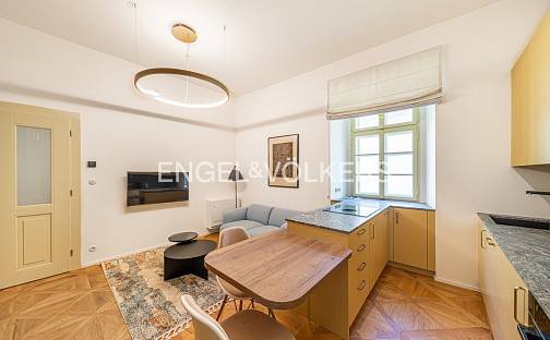 Pronájem bytu 2+kk 39 m², Nosticova, Praha 1 - Malá Strana