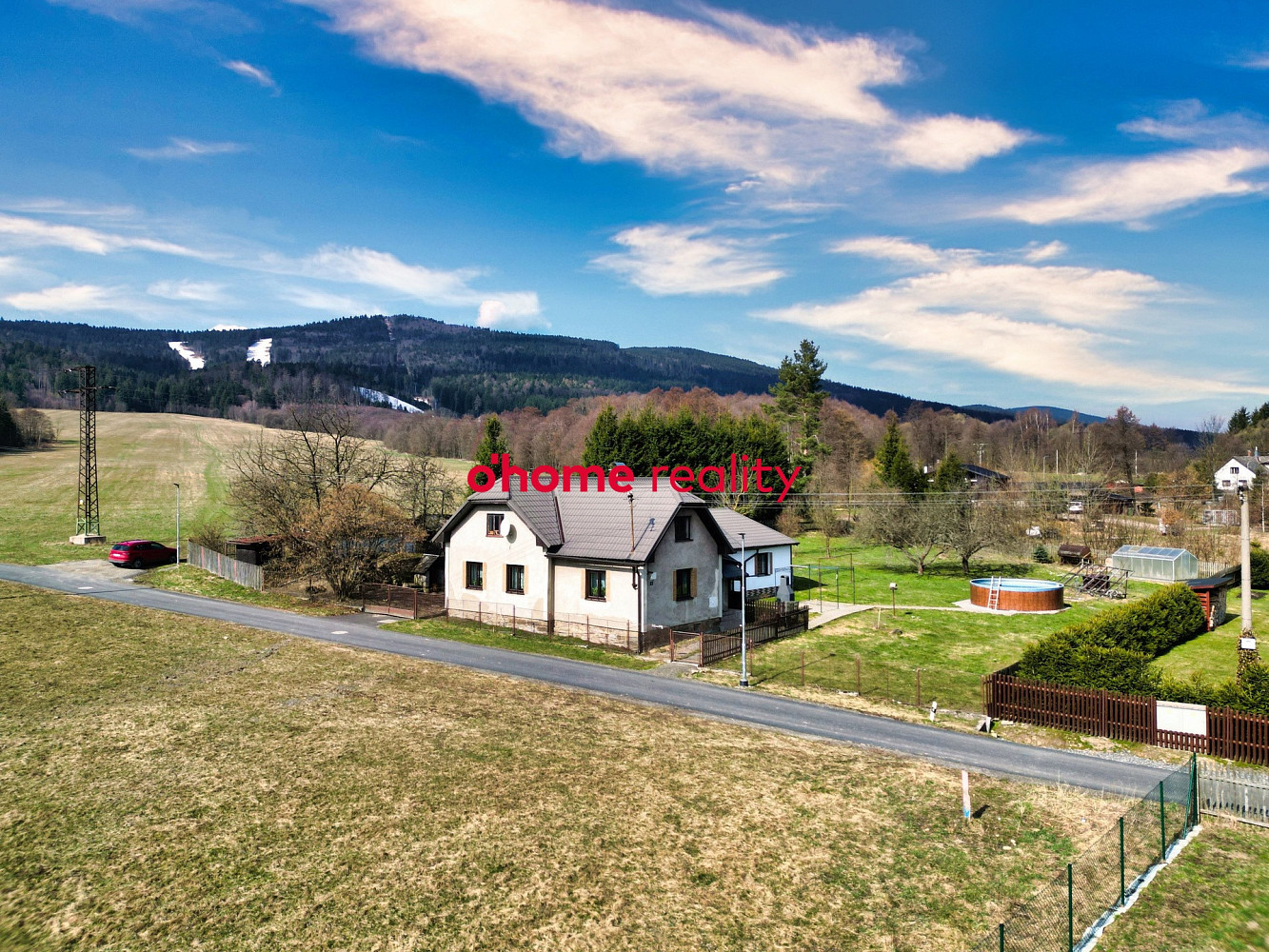 Prodej domu 145 m² s pozemkem 1 985 m² – pohled 3