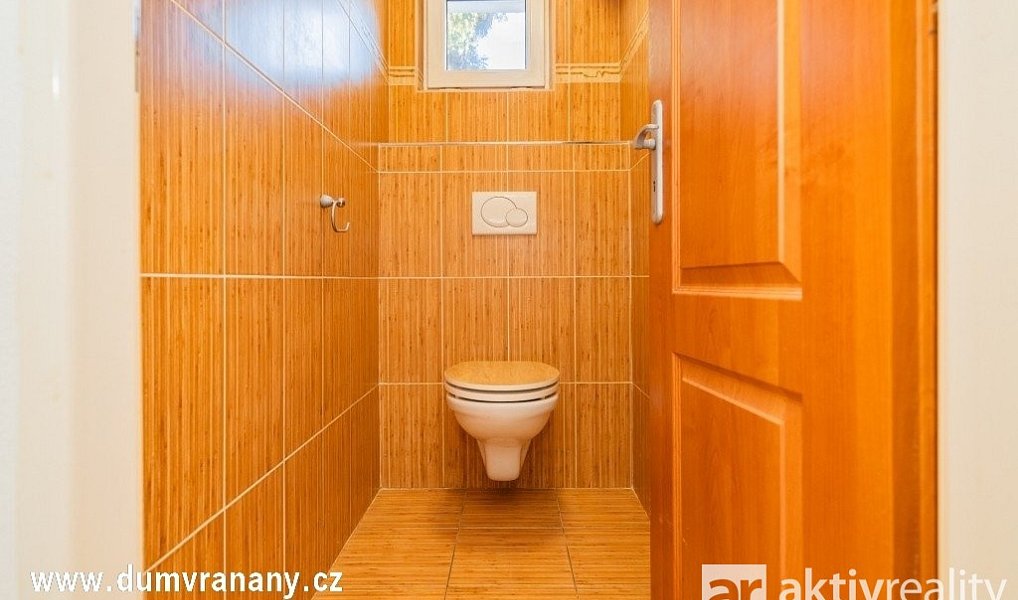 Prodej domu 283 m² s pozemkem 1 152 m², Vraňany – náhled fotky 16