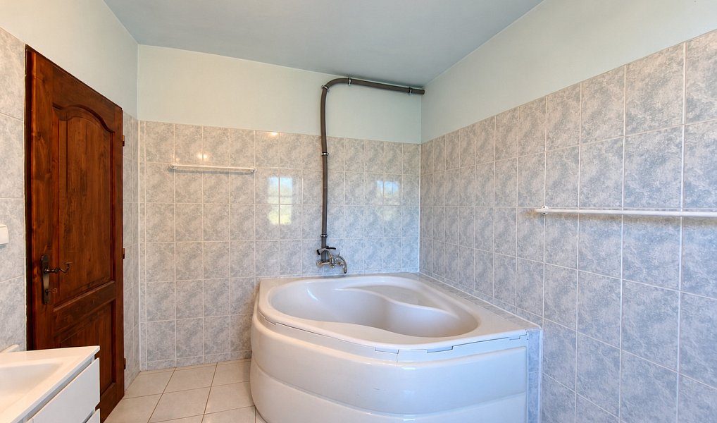 Prodej domu 235 m² s pozemkem 496 m², Toužim – náhled fotky 23