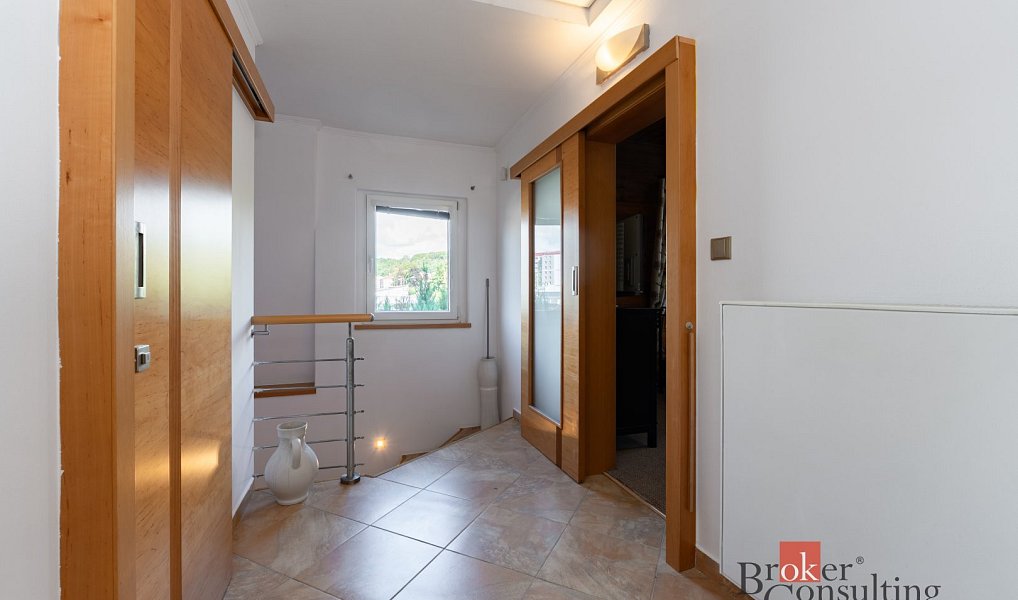 Prodej domu 160 m² s pozemkem 1 423 m², Teplice – náhled fotky 18
