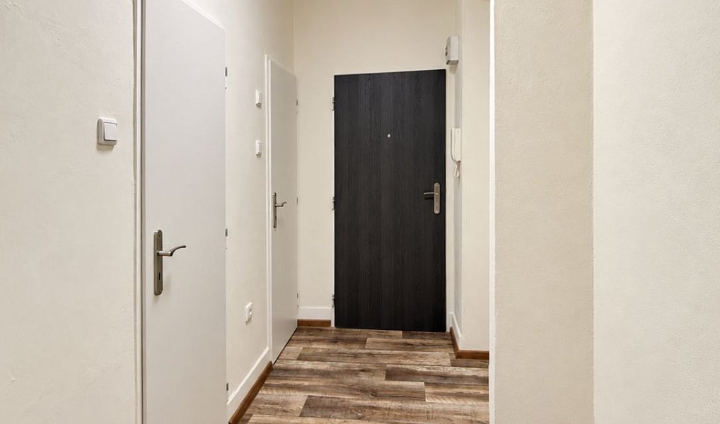 Pronájem bytu 2+1 49 m², Chomutov – náhled fotky 11