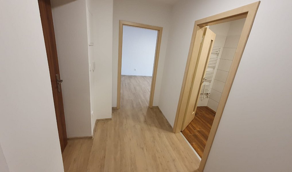 Pronájem bytu 1+kk 42 m², Milevsko – náhled fotky 3