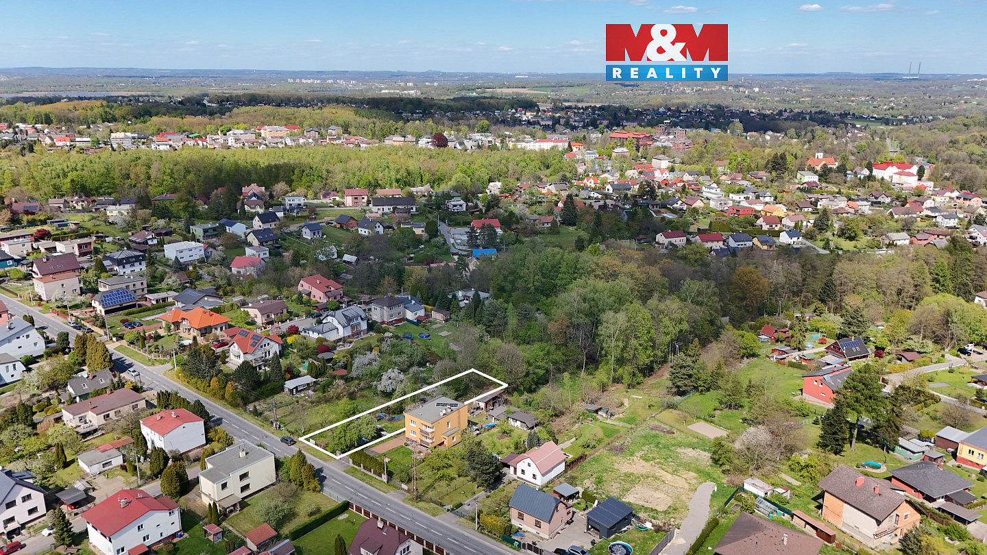 Prodej stavebního pozemku 965 m²