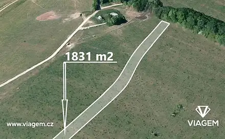 Prodej pole 1 990 m², Březůvky, okres Zlín