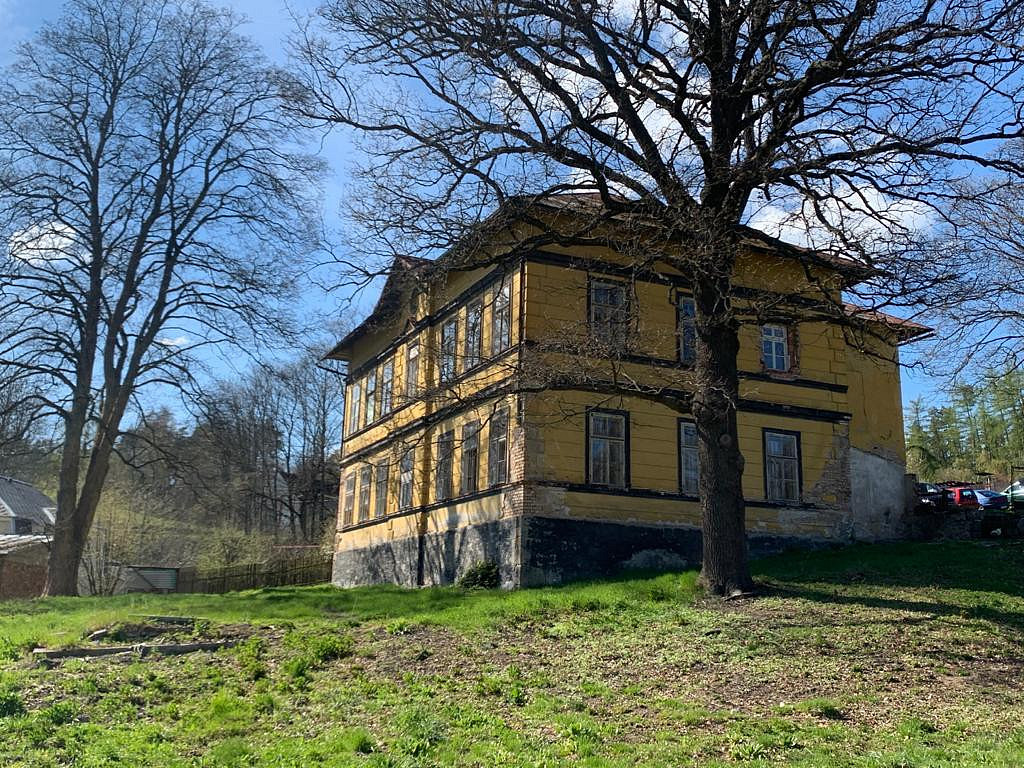 Prodej domu 872 m² s pozemkem 2 006 m² – fotografie 3