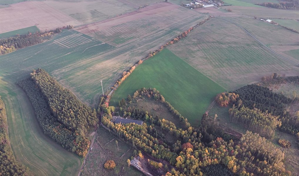 Prodej komerčního objektu (jiného typu) 2 000 m², Pernarec – náhled fotky 13
