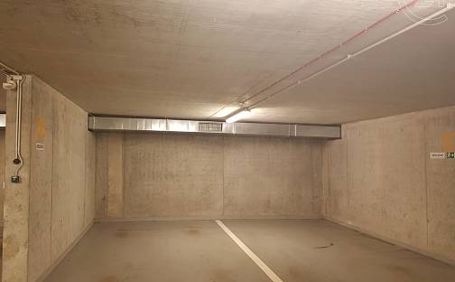 Pronájem garážového stání v novostavbě, Divadelní ul., Divadelní, Plzeň - Jižní Předměstí