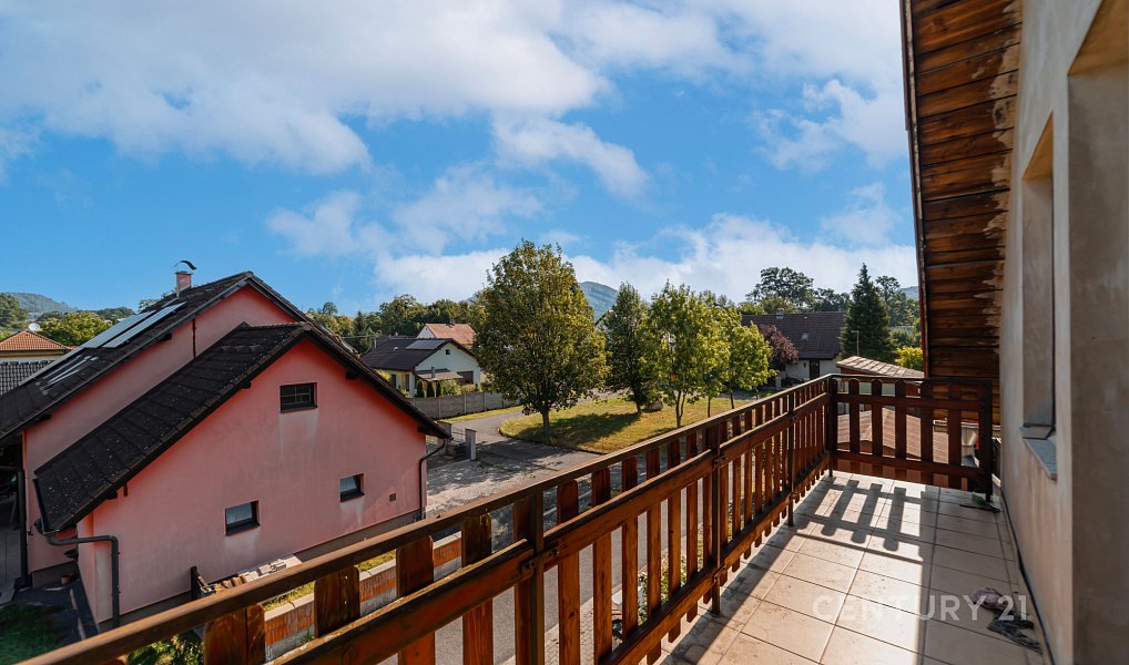 Prodej domu 128 m² s pozemkem 1 943 m², Ženklava – náhled fotky 26
