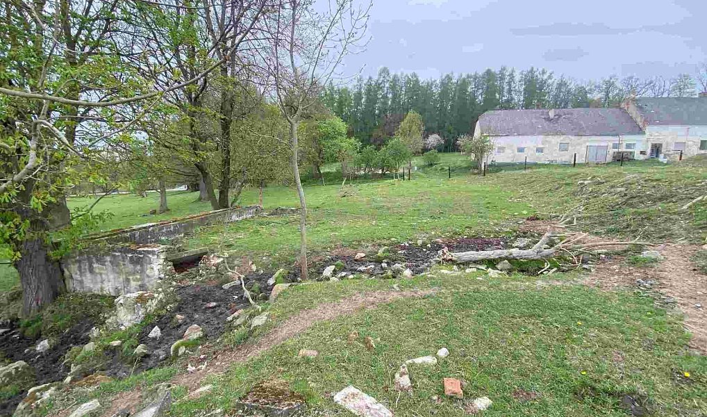 Prodej stavebního pozemku 1 454 m², Žár – náhled fotky 3
