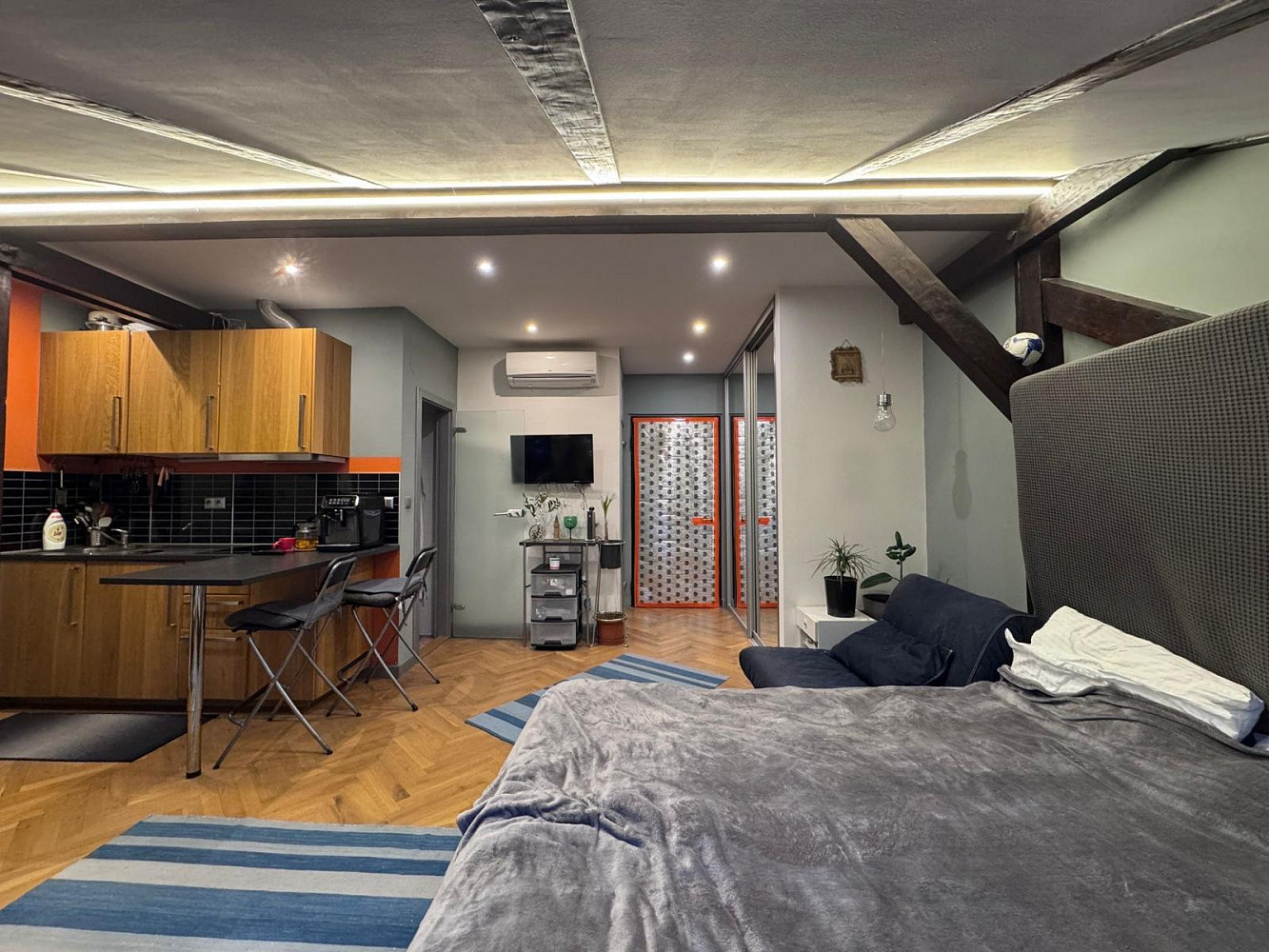 Prodej bytu 1+kk 45 m² – fotografie 2