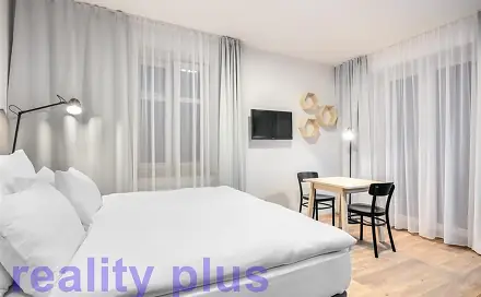 Pronájem bytu 1+kk 36 m², Svatoplukova, Liberec - Liberec IV-Perštýn