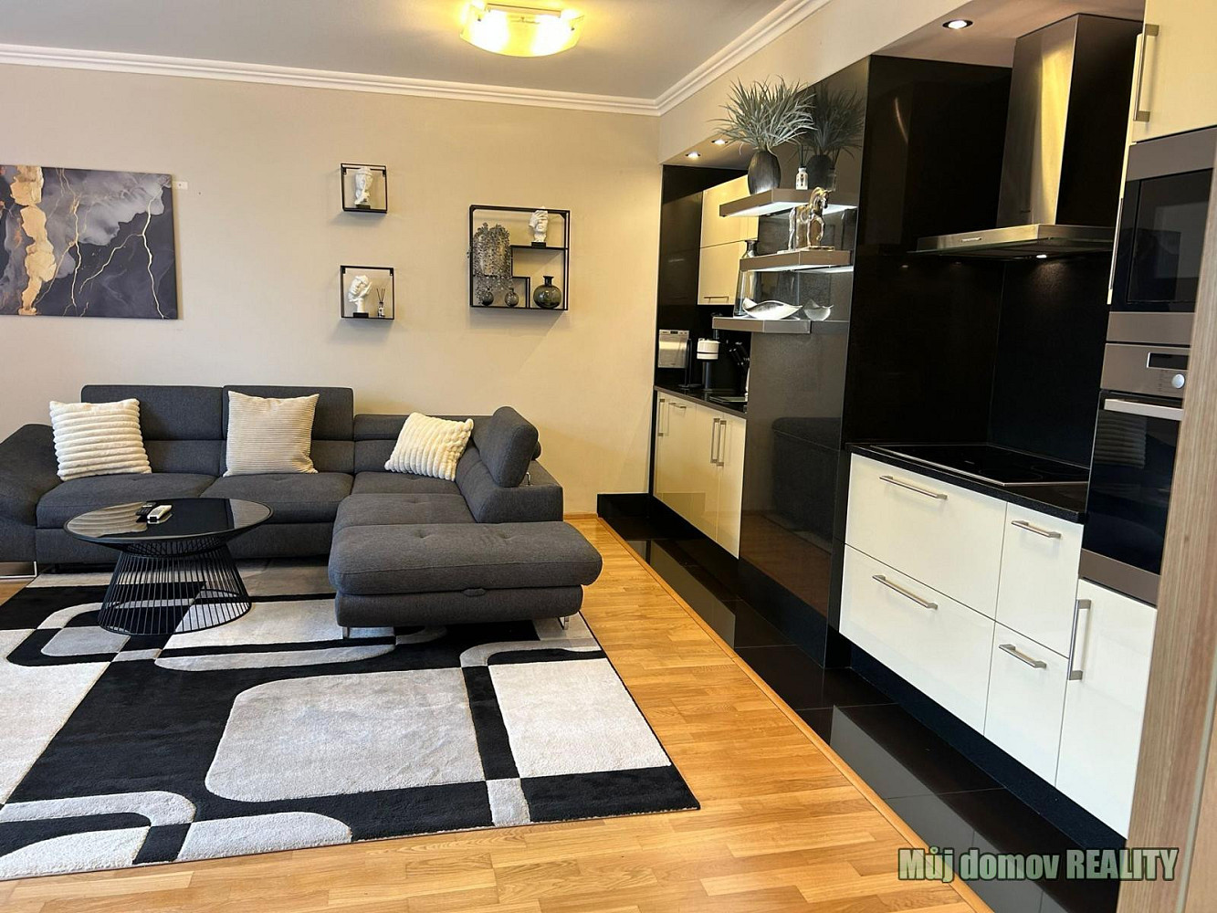 Pronájem bytu 2+kk 67 m², Praha