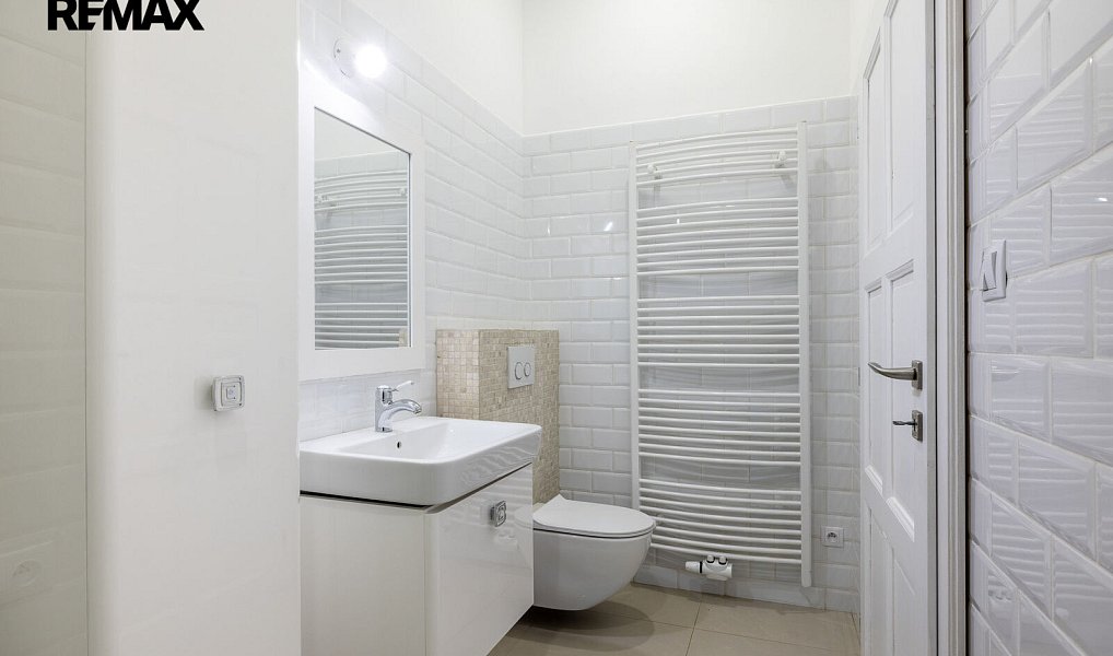 Prodej bytu 1+kk 28 m², Vráž – náhled fotky 14