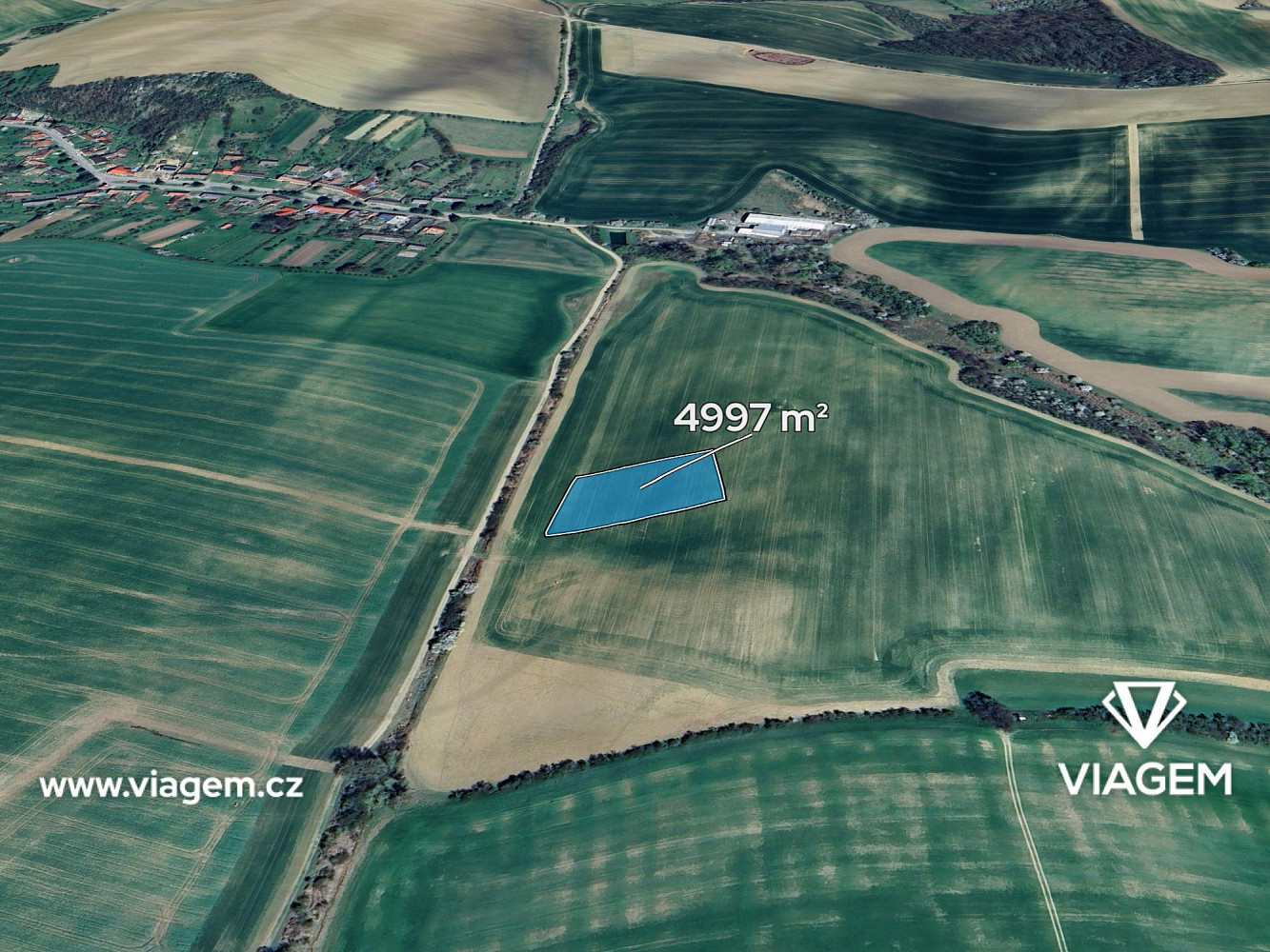 Prodej pole 2 498 m²