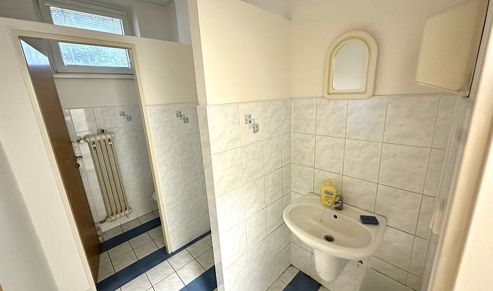 Pronájem kanceláře 30 m², Vsetín – náhled fotky 4