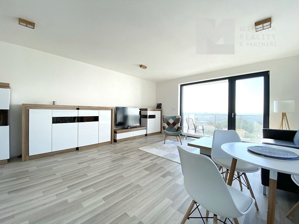 Pronájem bytu 2+kk 55 m²