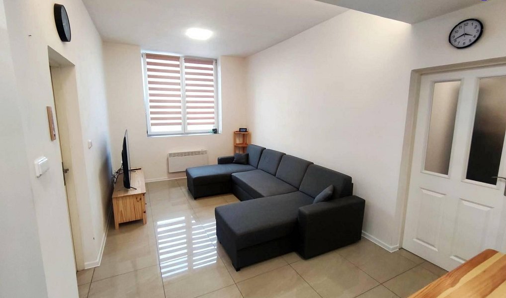 Prodej bytu 4+kk 71 m², Trutnov – náhled fotky 3