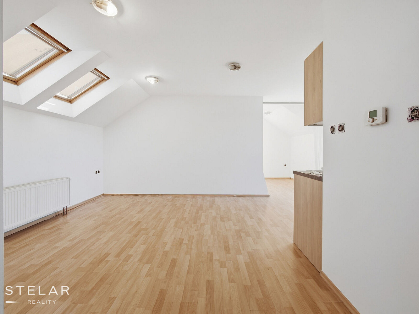 Pronájem bytu 2+kk 58 m² – fotografie 3