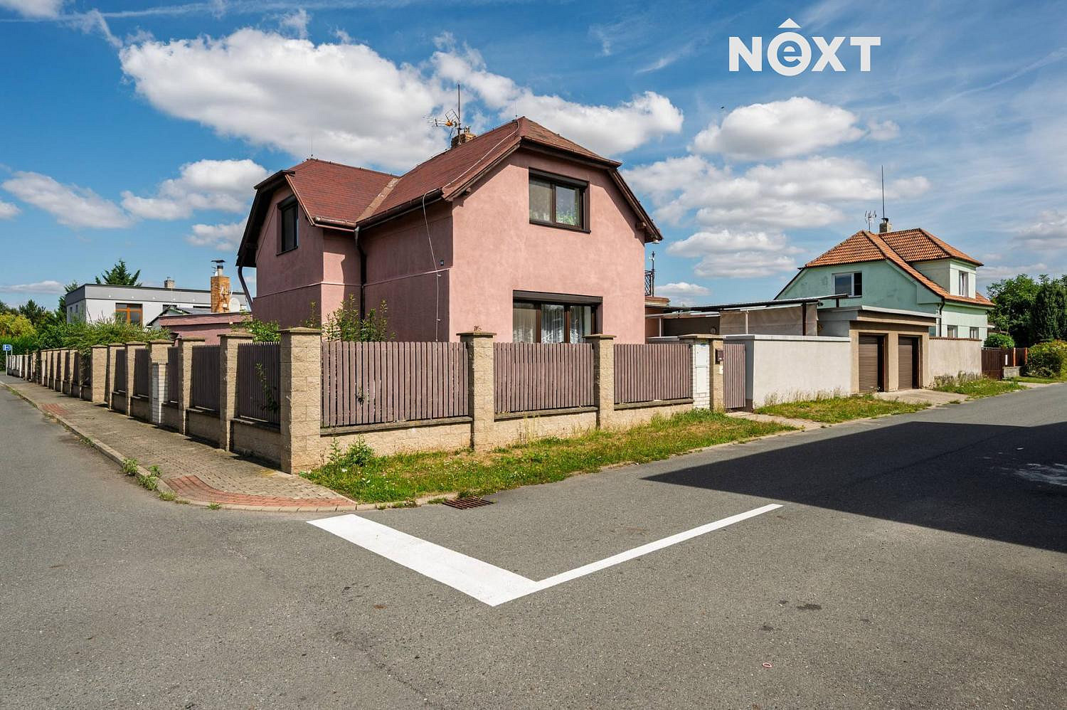 Prodej domu 240 m² s pozemkem 699 m²
