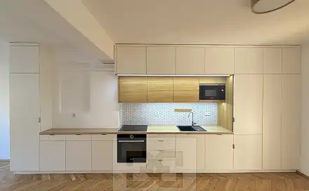 Pronájem bytu 3+kk 72 m², Amurská, Praha 10 - Vršovice