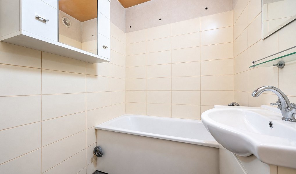 Prodej bytu 3+1 72 m², Jirkov – náhled fotky 16