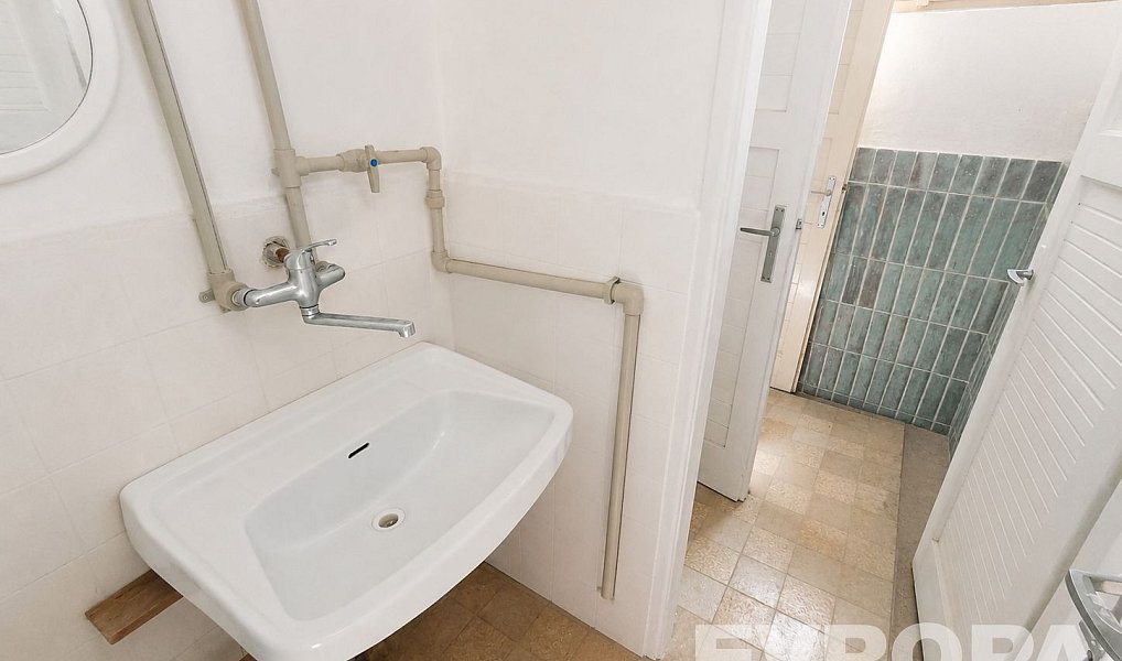 Prodej komerčního objektu (jiného typu) 631 m², Uzeničky – náhled fotky 11