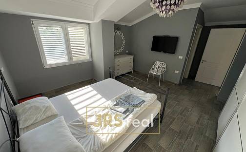 Prodej bytu 2+1 75 m², Durrës, Albánie