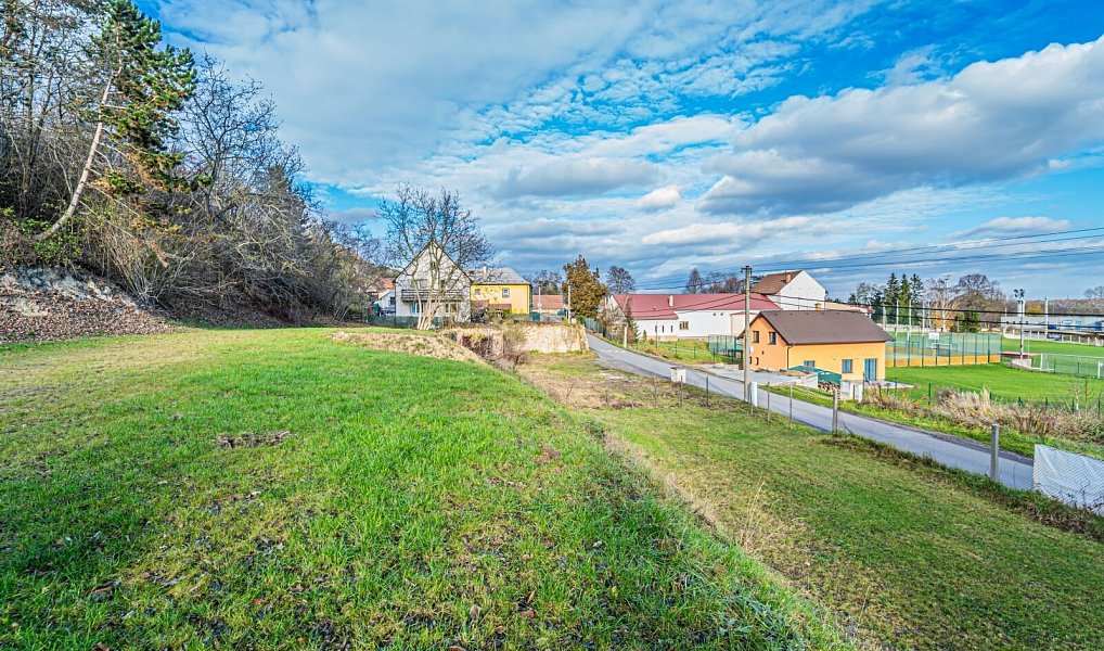 Prodej stavebního pozemku 711 m², Nelahozeves – náhled fotky 10