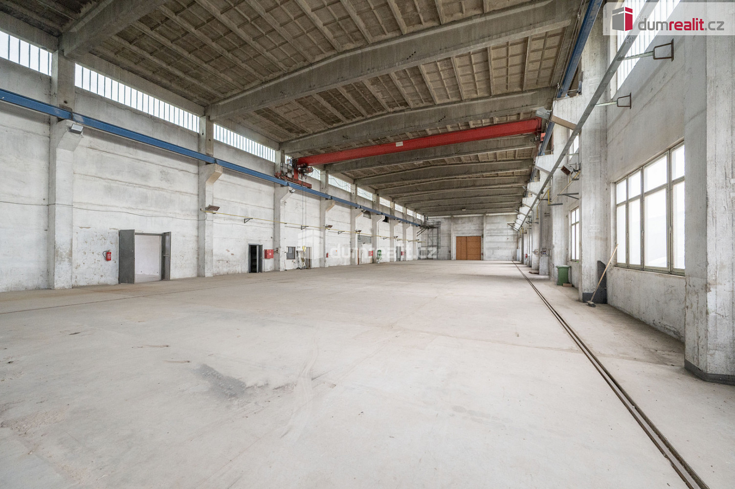 Prodej výrobních prostor 2 752 m² — photo 4