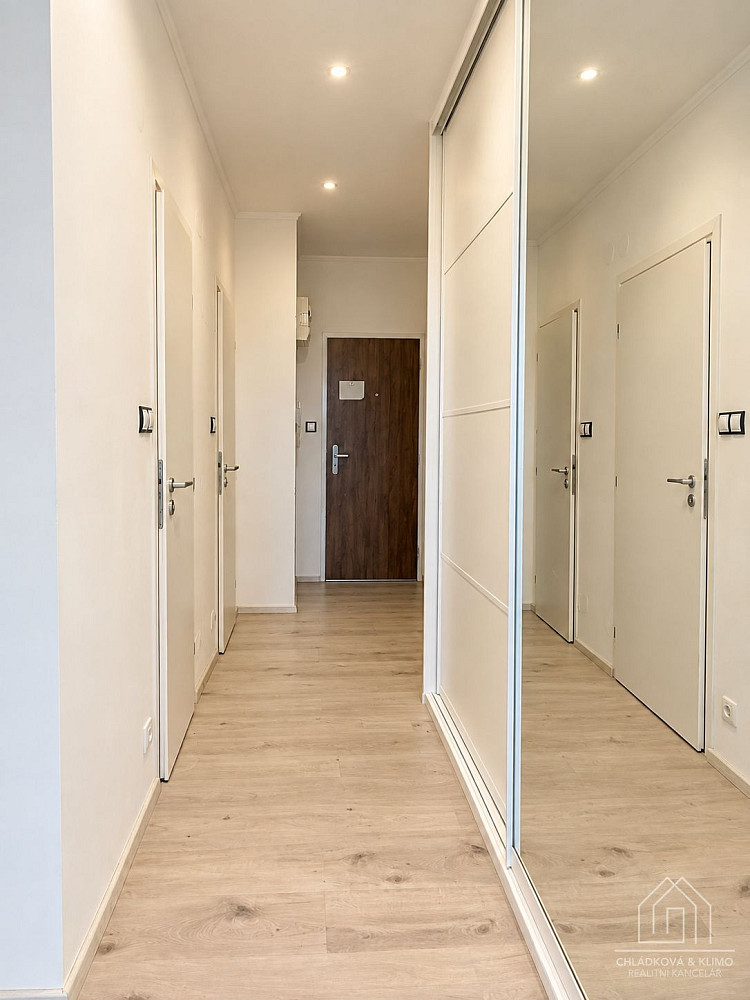 Pronájem bytu 2+kk 47 m² – fotografie 5