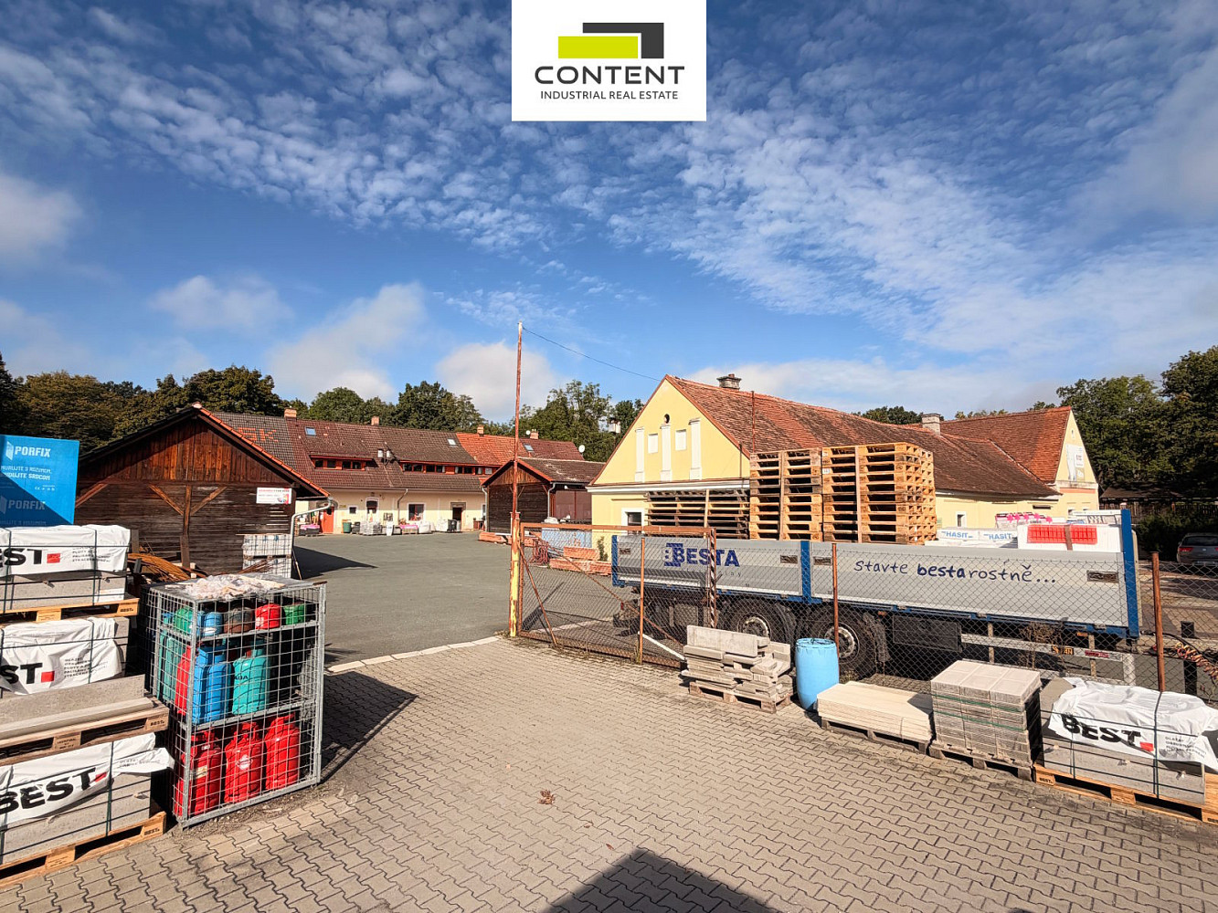 Pronájem skladovacích prostor 1 539 m² – fotografie 2