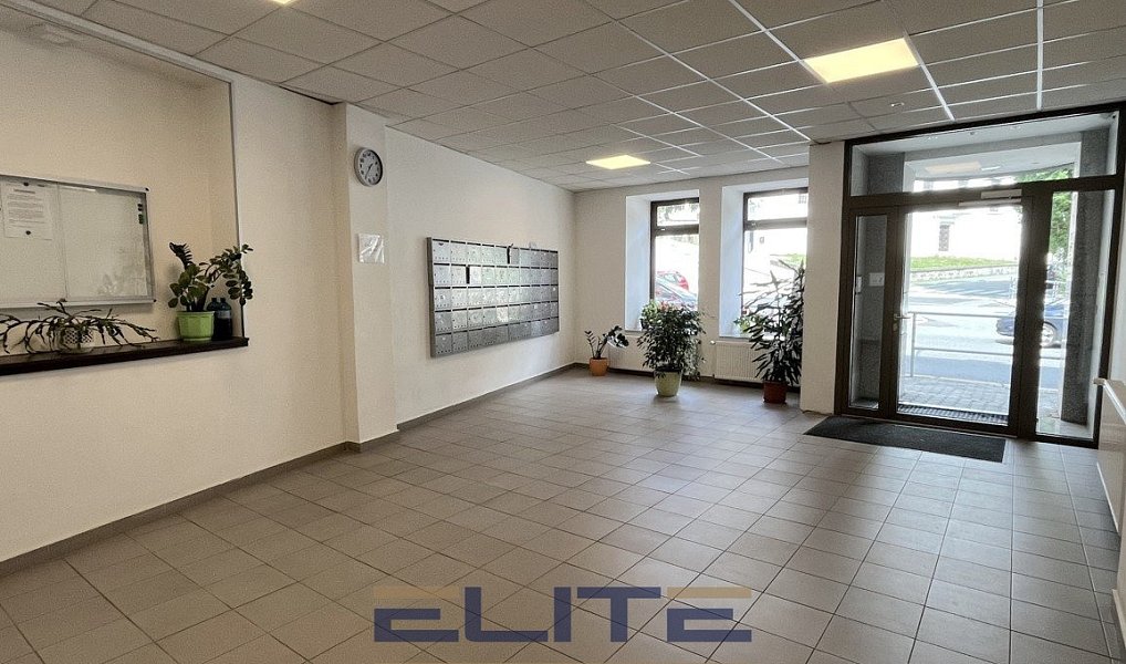 Pronájem bytu 1+kk 30 m², Jablonec nad Nisou – náhled fotky 12