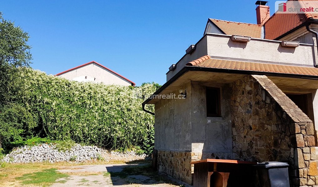 Prodej domu 303 m² s pozemkem 1 885 m², Hodonín – náhled fotky 16