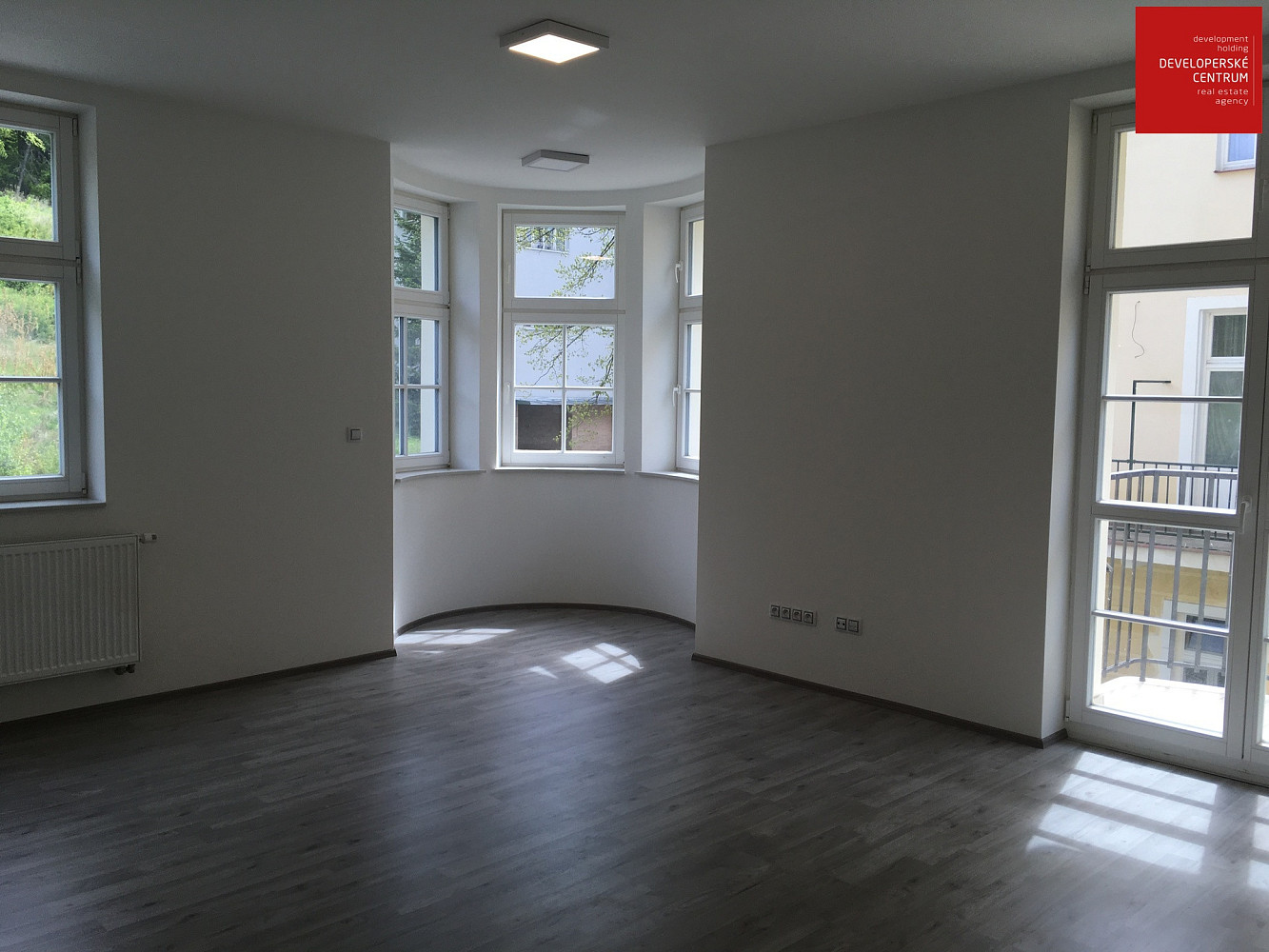 Pronájem bytu 2+kk 51 m² – fotografie 3
