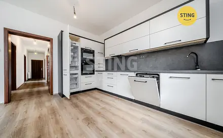 Prodej domu 220 m² s pozemkem 811 m², Bystřice, okres Frýdek-Místek