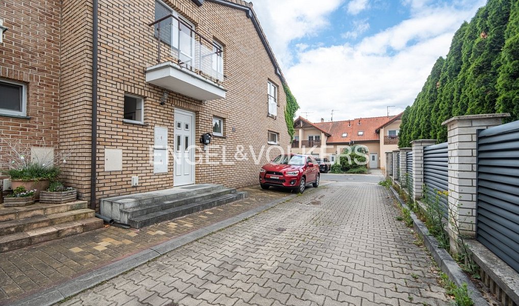 Prodej domu 170 m² s pozemkem 282 m², Dolní Břežany – náhled fotky 23