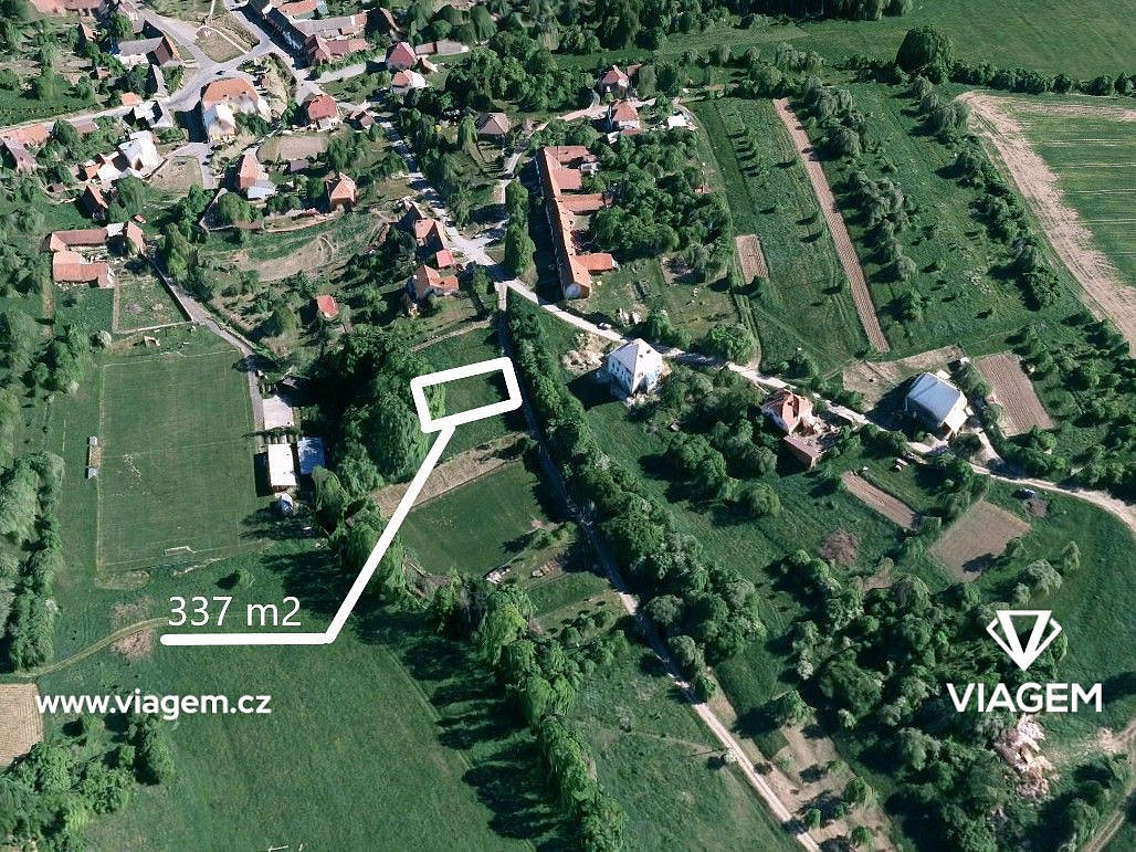 Prodej stavebního pozemku 210 m² – fotografie 3