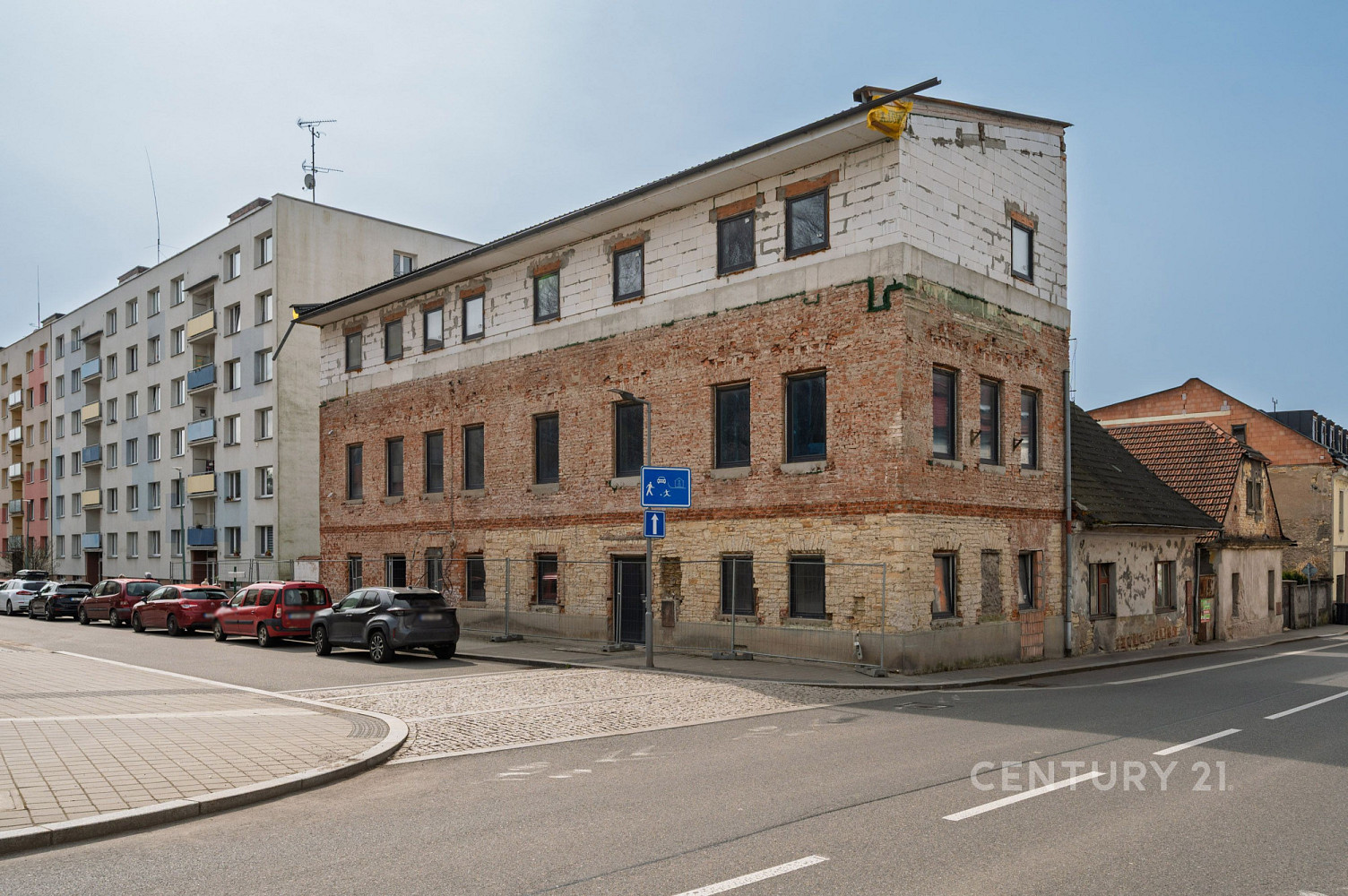 Prodej domu 306 m² s pozemkem 336 m²