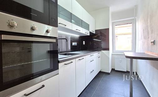 Pronájem bytu 2+1 46 m², Švantlova, Písek - Budějovické Předměstí