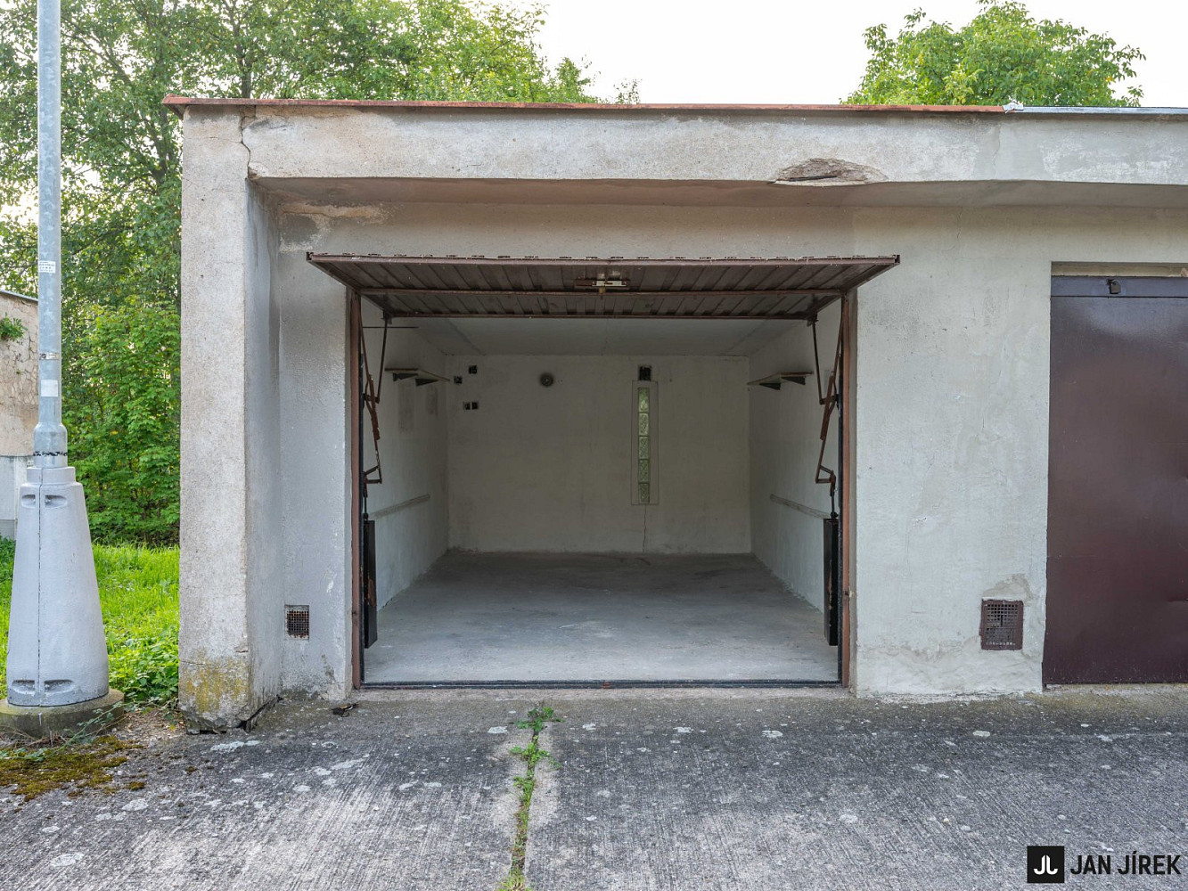 Prodej garáže - Pouchov