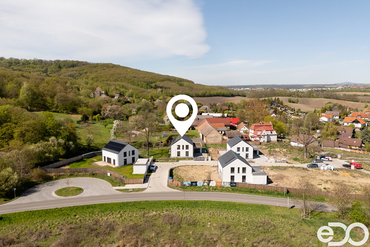 Prodej domu 184 m² s pozemkem 685 m² – fotografie 2