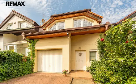 Prodej domu 134 m² s pozemkem 240 m², Velemínská, Praha 8 - Dolní Chabry