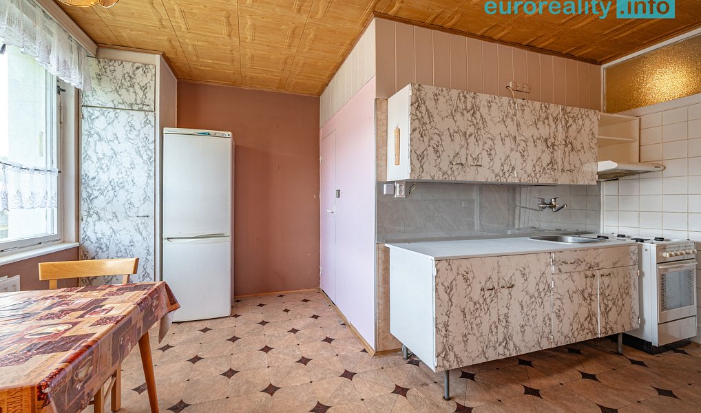 Prodej bytu 3+1 82 m², Luby – náhled fotky 11