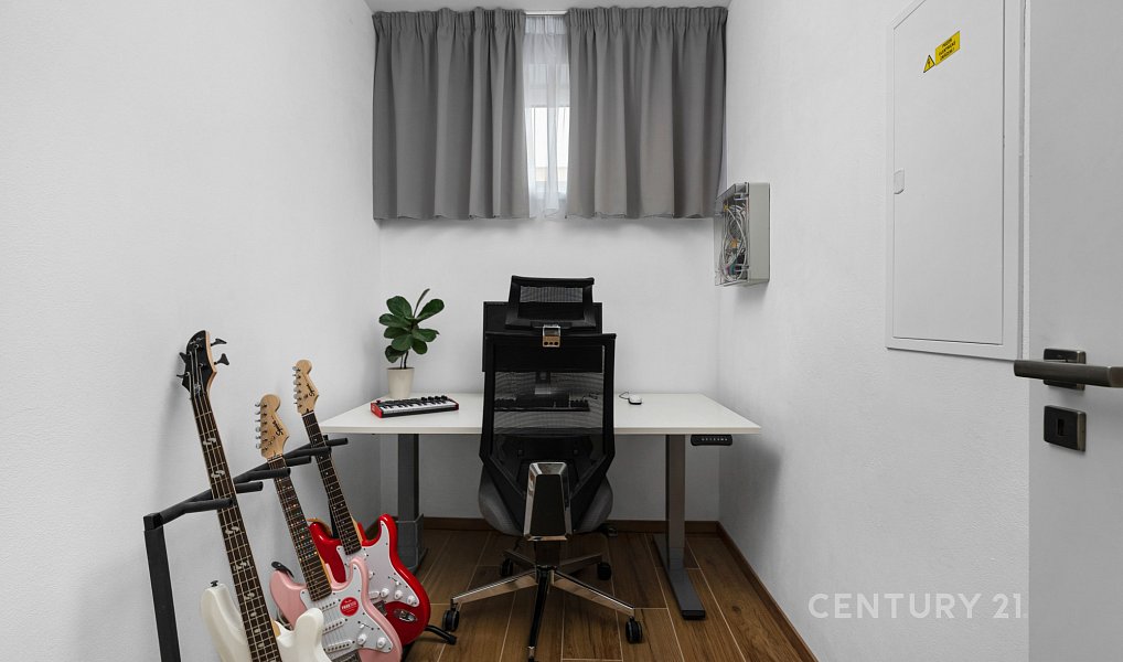 Prodej domu 172 m² s pozemkem 612 m², Hajany – náhled fotky 10