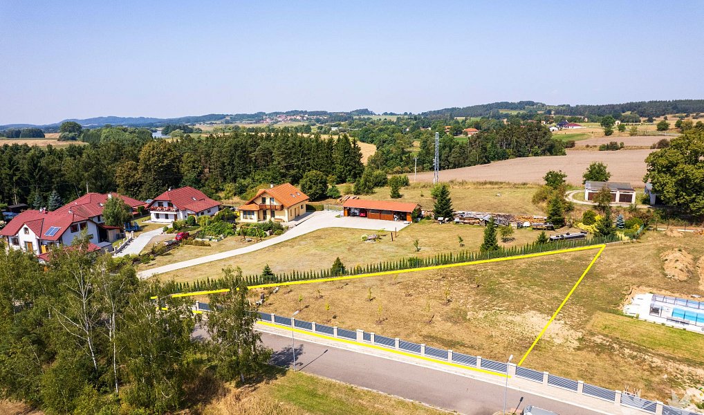 Prodej stavebního pozemku 1 033 m², Radomyšl – náhled fotky 2