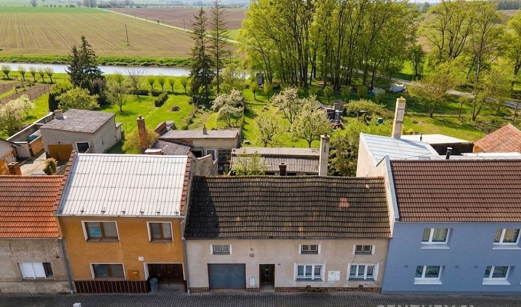 Prodej domu 200 m² s pozemkem 754 m², Ivaň – náhled fotky 5