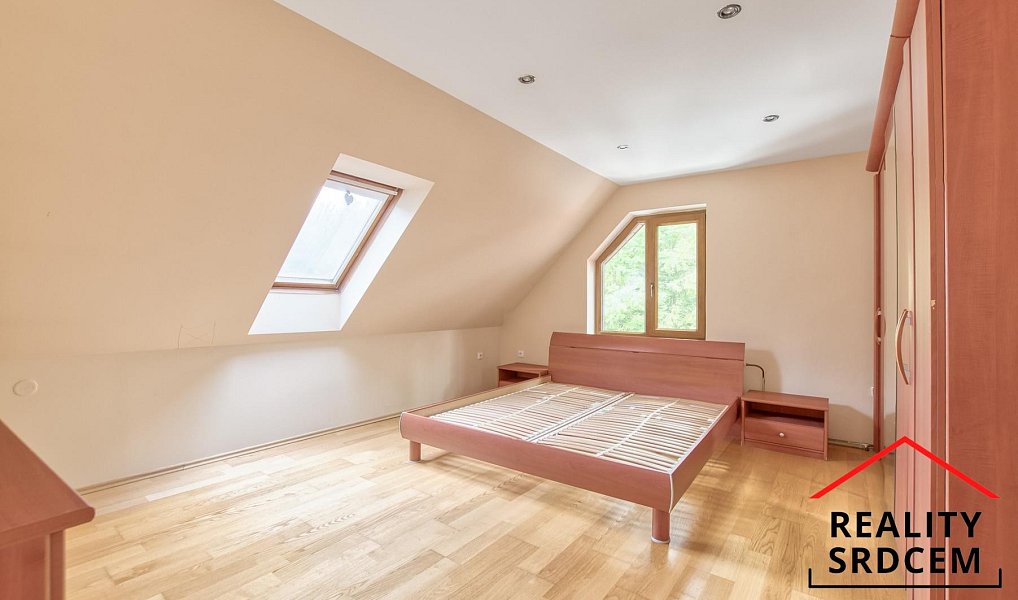 Prodej domu 170 m² s pozemkem 921 m², Bystřice – náhled fotky 19